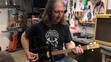 mike snowden cigar box guitars